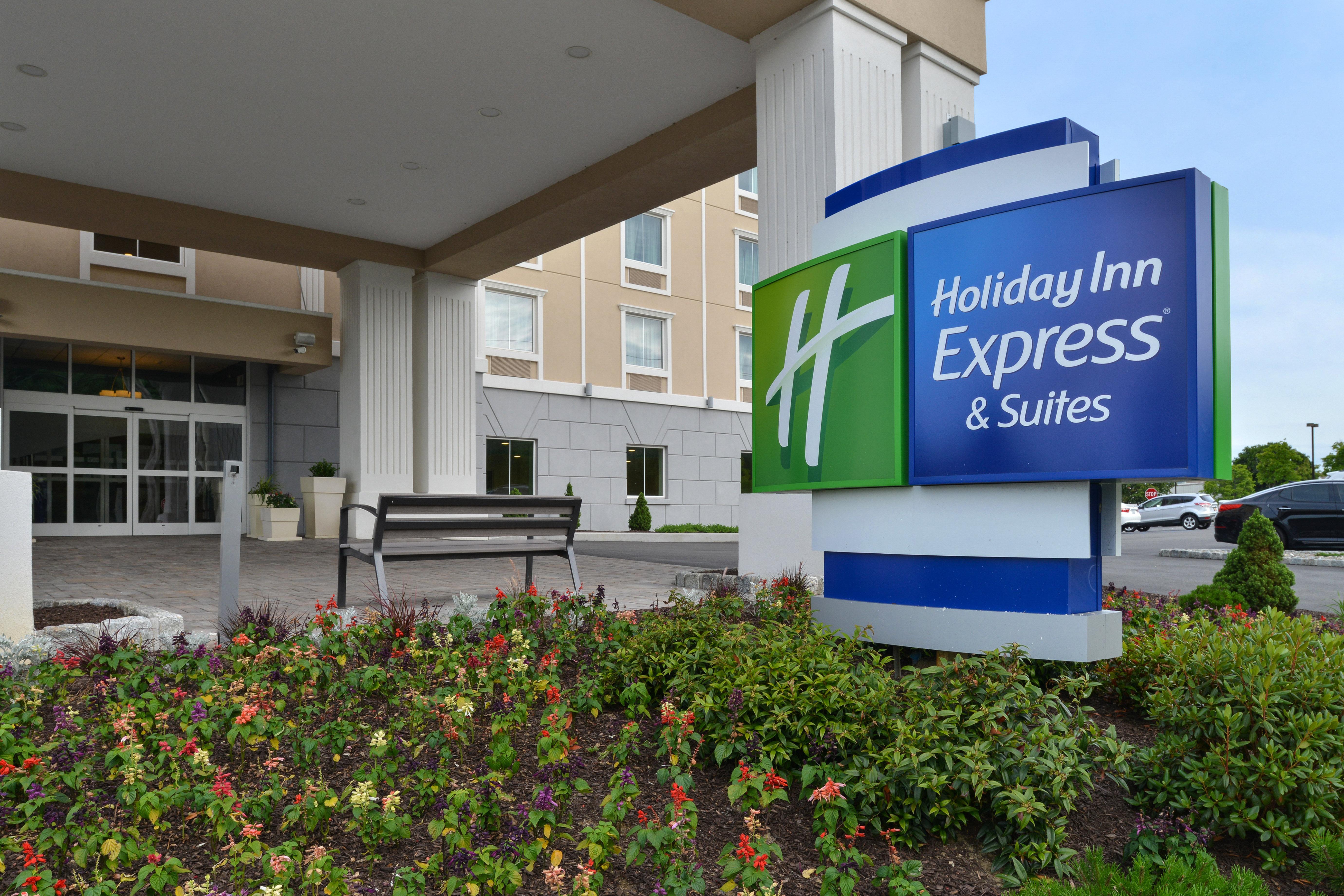 Holiday Inn Express & Suites Peekskill-Lower Hudson Valley By Ihg Exterior foto